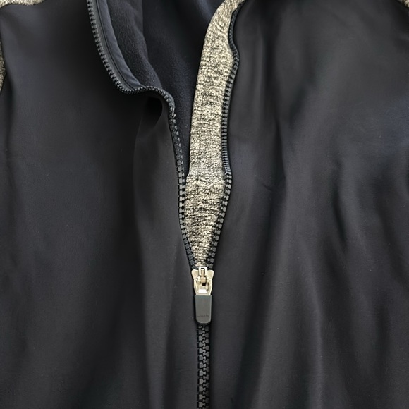Athleta zip up jacket. Size Med - Picture 4 of 7